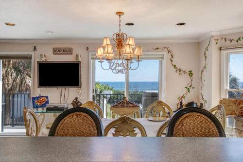 Closest Florida Oceanfront Beach House to Airport; Beach; Disney PANORAMIC OCEAN VIEWS