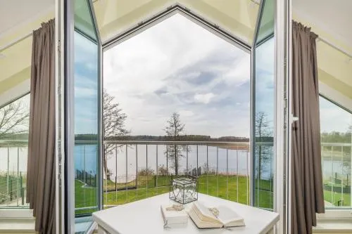 Luxus-See-Domizil mit Sauna, Kamin und Boot-130 qm für 6 Personen in Krakow am See, Deutschland