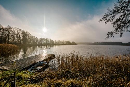 Luxus-See-Domizil mit Sauna, Kamin und Boot-130 qm für 6 Personen