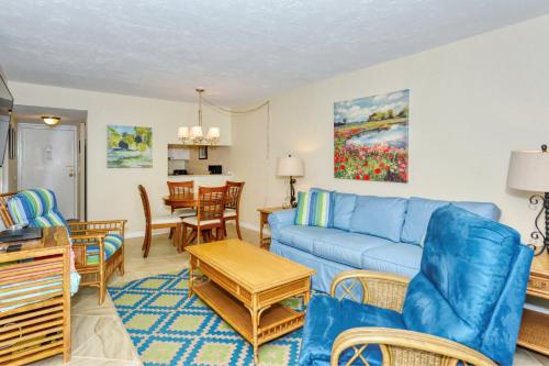 LaPlaya 101E-Relax on your private lanai under the palms! - image 4