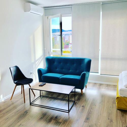 Turquoise and Magenta Apartment, Sofia (Foto 10)