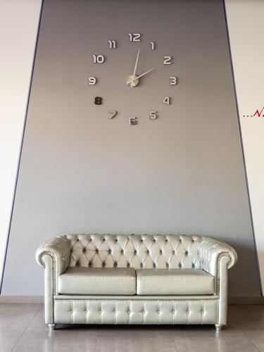Alix Boutique - image 10