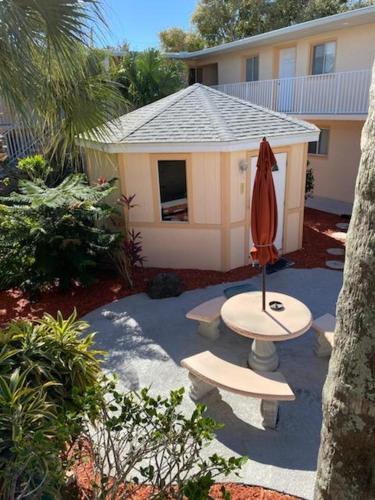 Buitenkant, Cozy Canaveral Beach Condo! Next to NASA Launch Site in Cape Canaveral
