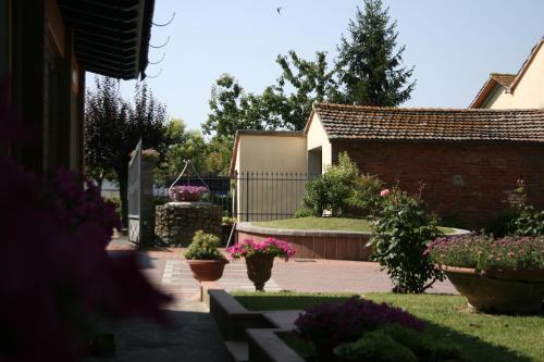 Komote in San Zeno
