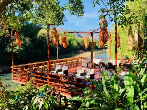 Restaurant, Spring River Resort in Koun Kham