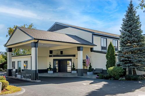 Clarion Inn - Hotel - Nashua