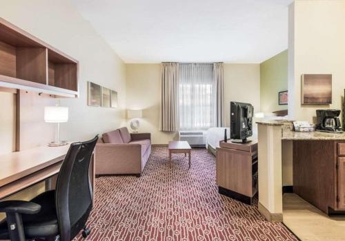 Suburban Extended Stay Hotel Blue Ash-Cincinnati - main image