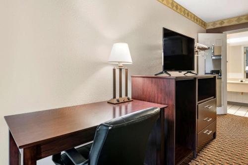 2 double beds