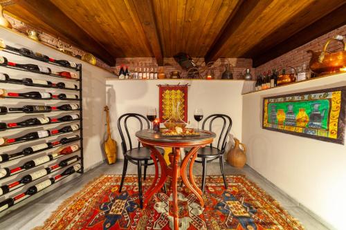 Wine Lover's Flat