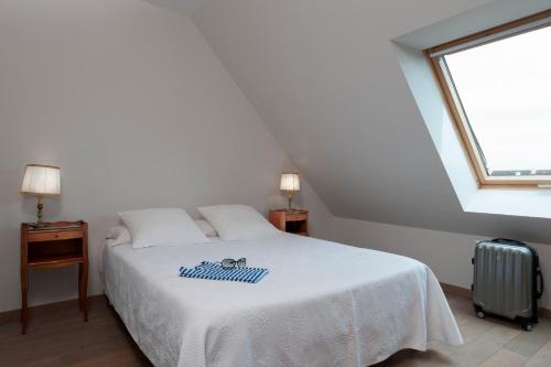 1 double bed, 1 sofa bed