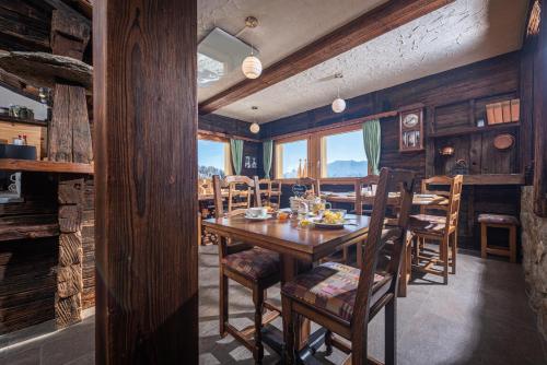 餐飲選擇, 斯拉朗酒店 (Hotel Slalom) in 貝特默阿爾