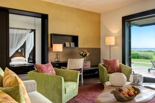 283325506 Verdura Resort