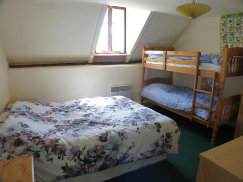ROBINS cottage Torchamp