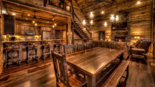 Skyview by Escape to Blue Ridge - main image