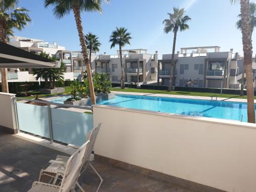 El Mirador Amelie Ground floor apartment in Torrevieja Punta Prima WIFI pool and close to beach and golf