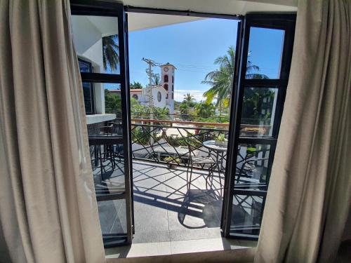 HOTEL OLAS ALTAS BUCERIAS – Bucerias, MO
