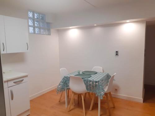 에스펠레트 appartement rez de chaussée 2 chambres avec terrasse (appartement rez de chaussee 2 chambres avec terrasse) 3성급 싱글룸 수영장