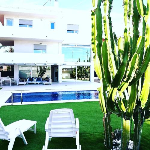 Villa en Valencia con Piscina JuanHouseValencia gîte à louer Fuente de San Luis