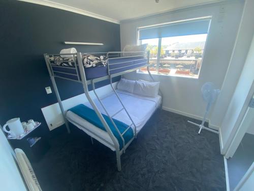Based by the Lake - Hostel Room Type - Budget Double Room - No Children