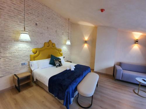 Hemd Hotels Puerta Real Boutique – Seville, KY