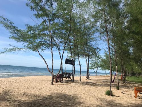 Prachuap Khiri Khan ทับบีช เนเชอรัล รีสอร์ท 3-Star Hotel room