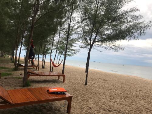 Prachuap Khiri Khan ทับบีช เนเชอรัล รีสอร์ท 3-Star Hotel exterior