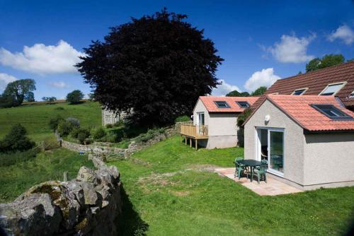 Long Byres Holiday Cottages