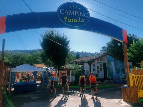 CAMPING PARADIS FAMILY des ISSOUX