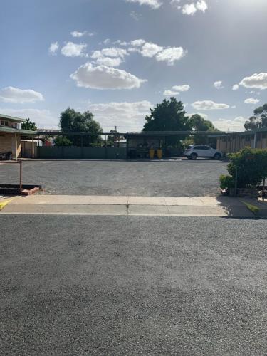 HOPETOUN COMMUNITY HOTEL MOTEL in Sea Lake