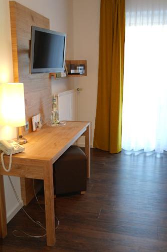 1 twin bed