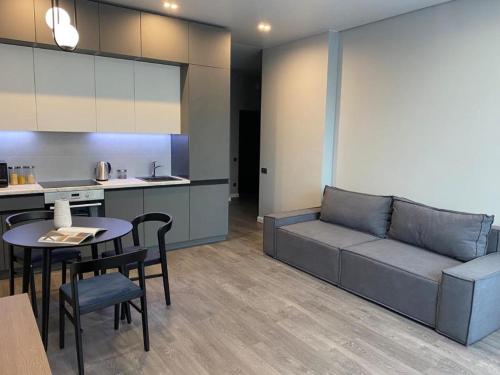 Big VIP Design Apartment in New Complex(жк Auroom) 