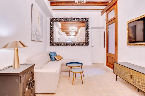 Vintage Palma Palace Apartments Ti — rental in Carrer de la Campana 7, Palma De Mallorca ES, 07001
