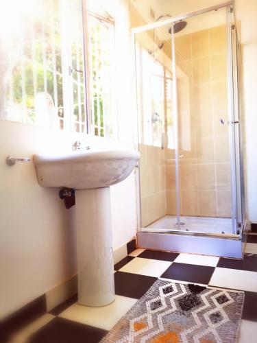 Chez Paddy Room Type - Twin/Double Room