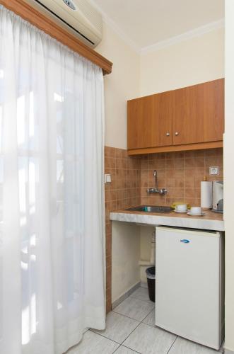 Holiday Beach Resort - image 10