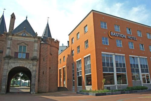 Вхід, Bastion Hotel Arnhem in Арнем