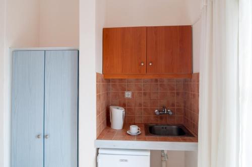 Holiday Beach Resort - main image