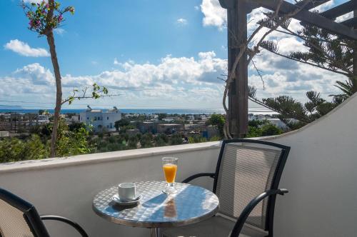 Holiday Beach Resort - image 6