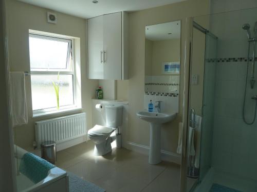 Chesil View House - image 8