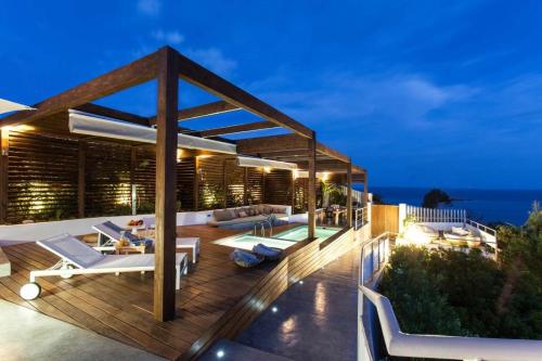 Perfect Location Playa Villa Private Pool