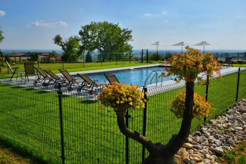 Peldbaseins, Agriturismo La Guarda in Muscoline