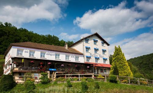 Hôtel Belle Vue - image 2