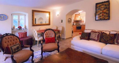 Holiday Homes Sunset Hill - image 6