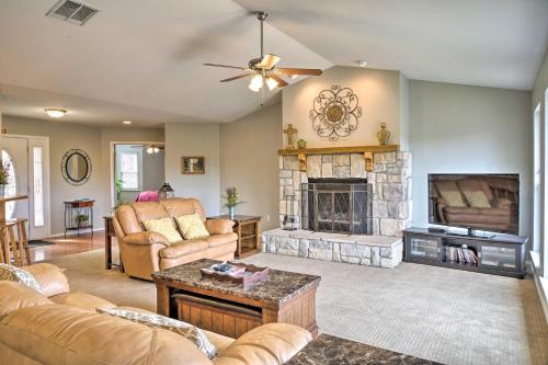 Lakefront Kimberling City Home with Game Room and Dock - image 7