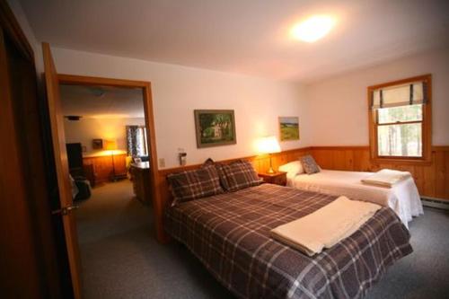Highland Lodge - image 9