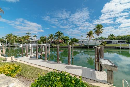 Jewel of Olde Marco 3 Bed 2 Bath Pool Home DIRECT ACCESS - image 8