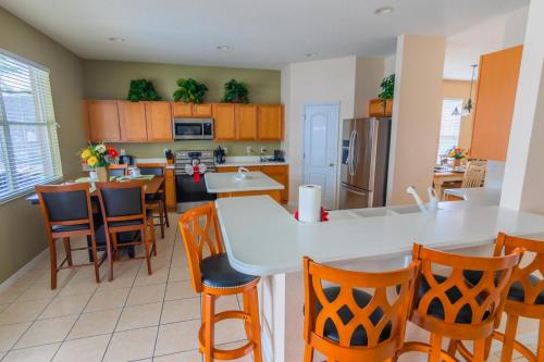 Walt's West Haven Vacation Home - image 4
