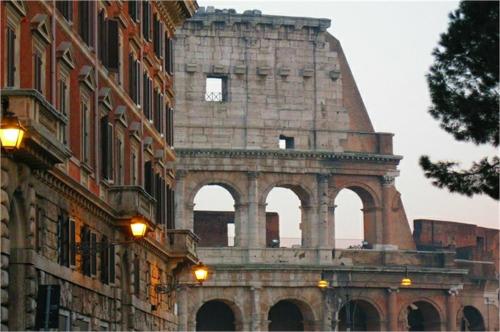 Colosseum Street, Roma