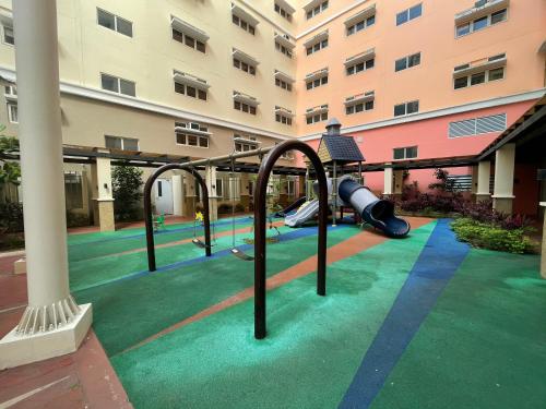 Playground, Neat Unit in Holland Park Southwoods in Binan