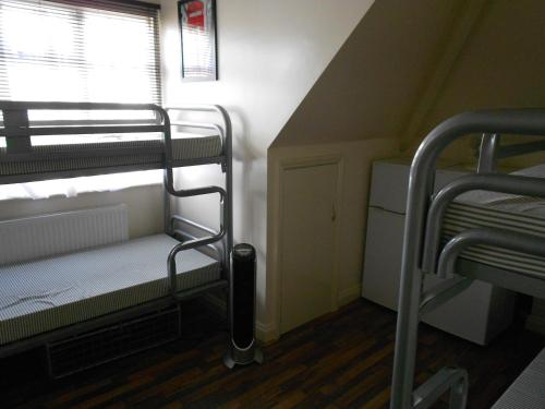 Mapesbury Hostel London