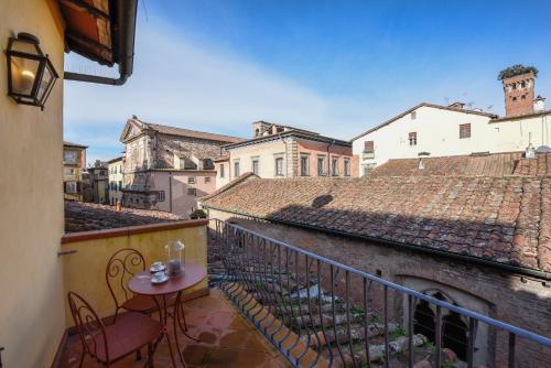 The Tuscanian Hotel Room Type - Suite with Terrace